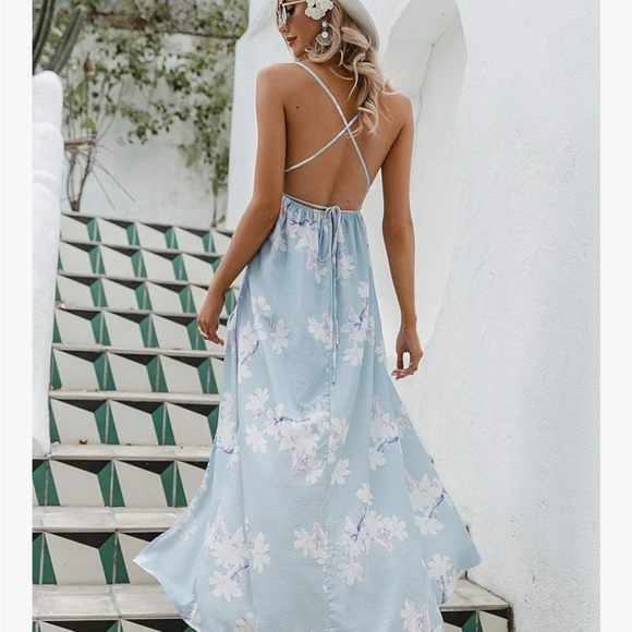 Backless airy floral maxi dress - Picture 3 of 8